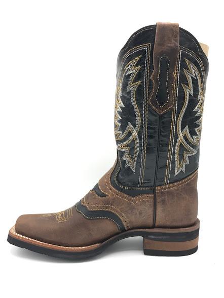 Arango Bull Alazan Square Toe Boot with Rubber Sole in Brown/Black
