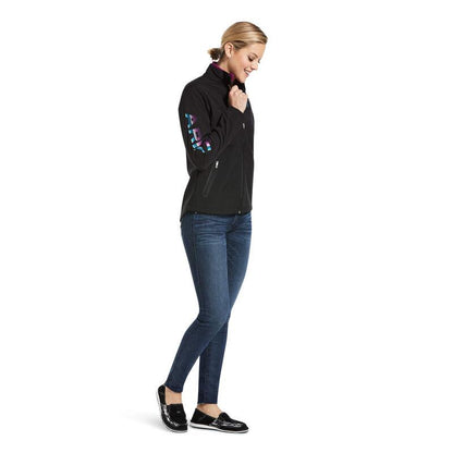 Ariat- Womens New Team Serape Soft-shell Jacket in Black