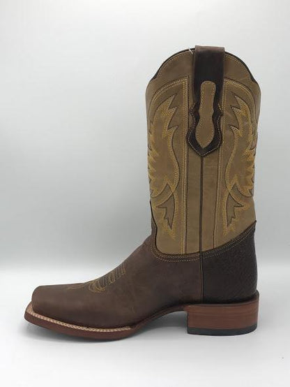 Alazan Square Toe Boot in Brown