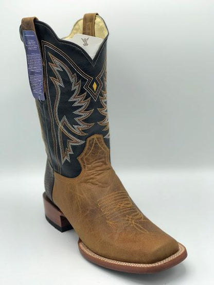 Arizona Square Toe Boot in Tan