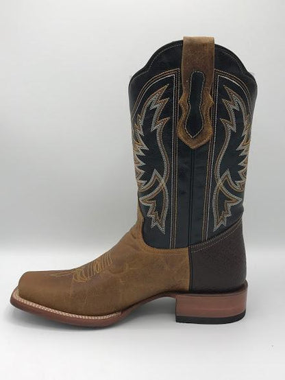 Arizona Square Toe Boot in Tan