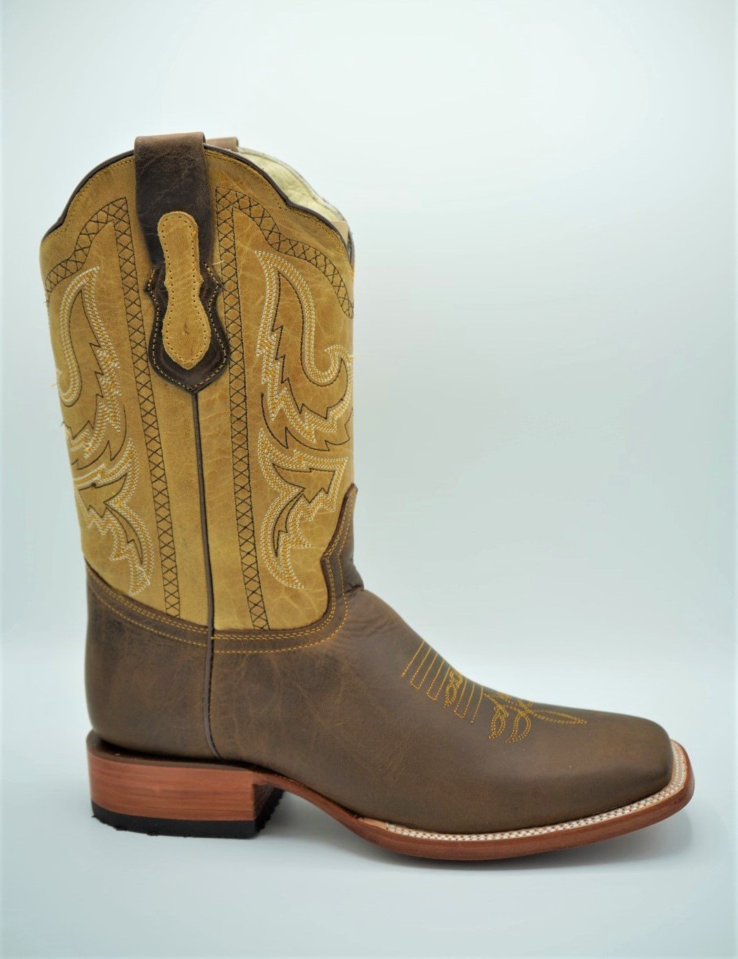 Crazy Grasso Leather Wide Square Toe Boot in Brown